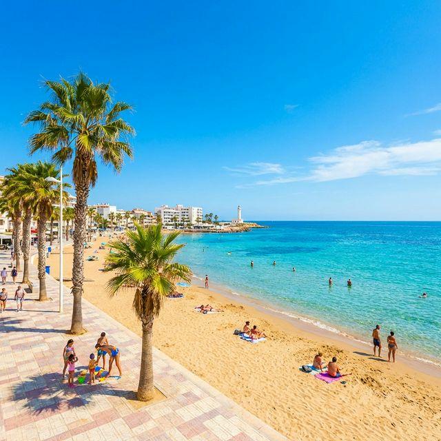 Costa Blanca — Sede del Simposio